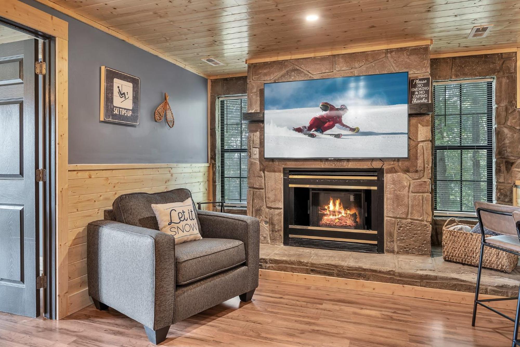 Mountain Views At Dolly'S Castle Unit 2 Apartment Sevierville Luaran gambar
